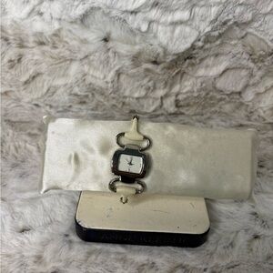 Geneva Analog White & Silver Women's Fashion Snap Watch